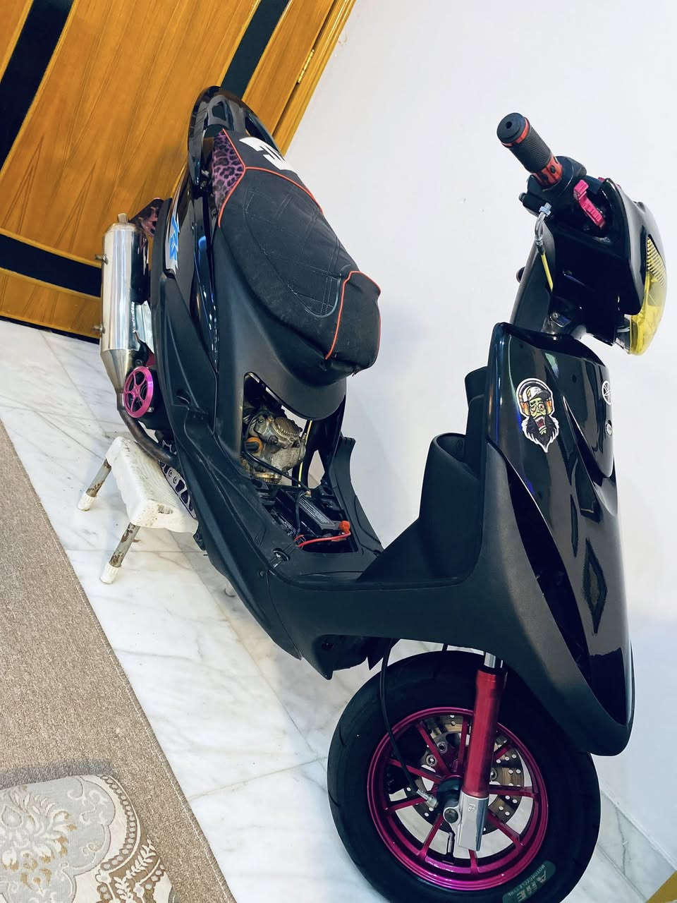 سلام عليكم دراجه ماكس مزود كلشي بيه مزود من التاير للتاير كلجات اصلي بوشه ٥٨ كلشي بيه شغال دراجه شلعه معدل تخبل قبق فلاوين وياله سبايدر قاعدة دبلات كله كرزي السعر ٨٠٠وبيه مجال رقم *********** مكاني كربلاء حي العسكري
