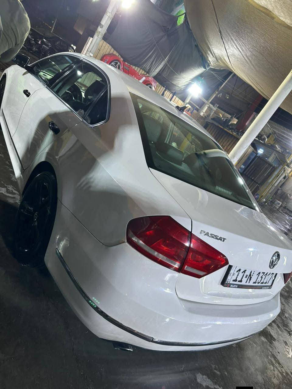 🚗 للبيع فولكس واكن باسات SEL  – فول مواصفات سنوية ب أسمي هزة وفحص رقم الانكليزي الجديدد
مصفرة من الغرامات 
السيارة مشروع وطني تتحول بكل المحافضات
📌 الموديل: 2014
📌 الفئة: فول مواصفات 1/1
📌 المحرك: 6 سلندر 3.600
📌 الحالة: ممتازة
📌 الفحص: 1/1
📌العداد:  94 ميل 
📌 السيارة نظيفة جداً، استعمال شخصي
📌 المكينه + الكير بحالة ممتازة
📌 السياره بدون حادث هنا صار بيها صبغ قطعتين مرفق السونار مع الصور 

✨ مواصفات:
 • بصمة تشغيل
 • شاشة كبيرة
 • كاميرا خلفية
 • فتحة سقف
 • تحكم دركسون
 • مقاعد جلد
 • تدفئة + تبريد ممتاز

السعر: $122 ‏‪***********‬‏
🚗 للبيع فولكس واكن باسات SEL  – فول مواصفات سنوية ب أسمي هزة وفحص رقم الانكليزي الجديدد
🚗 للبيع فولكس واكن باسات SEL  – فول مواصفات سنوية ب أسمي هزة وفحص رقم الانكليزي الجديدد
