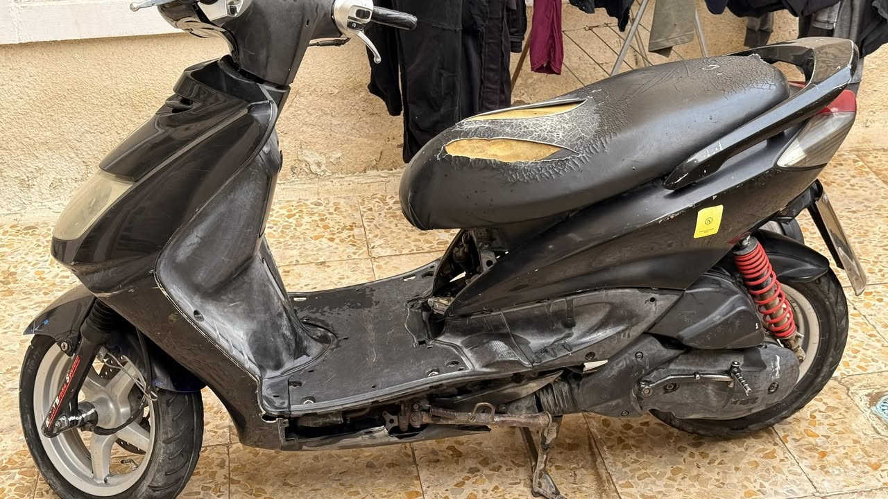 السلام عليكم دراجا سكنس نثيه 140 دراجا الله شاهد كلش حلوه وننضيفه بس الكابريتر يرادله تبديل لن تكطع بل مشي ولدبل المامي تعبان ترهم بيع 500 او مراوس حسب القناعا العلوان بغداد المدينه ***********

