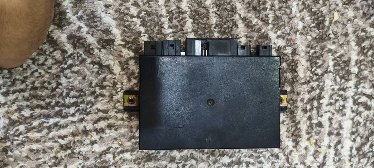 کۆنتڕۆڵی سندوقی ماڕسیدس یان عەقڵی سندوق کارەبایی بۆ فرۆشتن بێ کێشەیە نرخ ٥٠ هەزار و معاملە شوێن هەولێر أربيل, العراق


**إذا كنت صاحب هذا الإعلان وتريد حذفه لأي سبب، رجاءا أرسل رسالة إلى الدعم الفني**