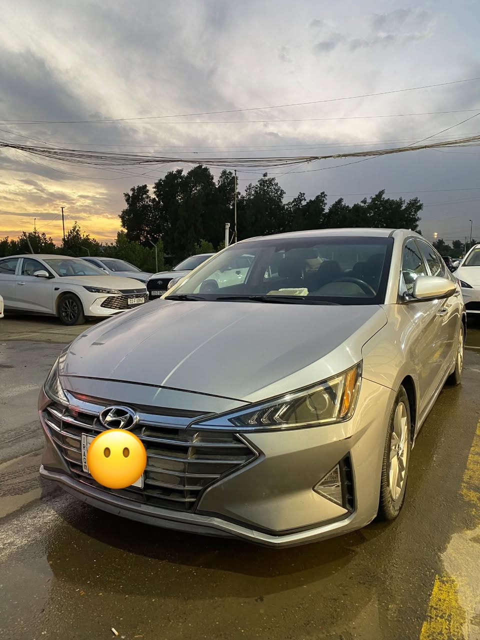 ((((((((مكلف بالنشر))))))))
السلام عليكم النترا 2020 وارد امريكي حادثها جنطة بدون ايرباك رقم بغداد باسمي ماشية 105 ميل استخدام شخصي مبدل ضاغطة مال محرك وبيها جراد بالجنطة مكان السيارة ببغداد 
(((السعر 145 وبيها مجال))) 

‏‭0773 807 3400‬

‏‭0780 880 6643‬
