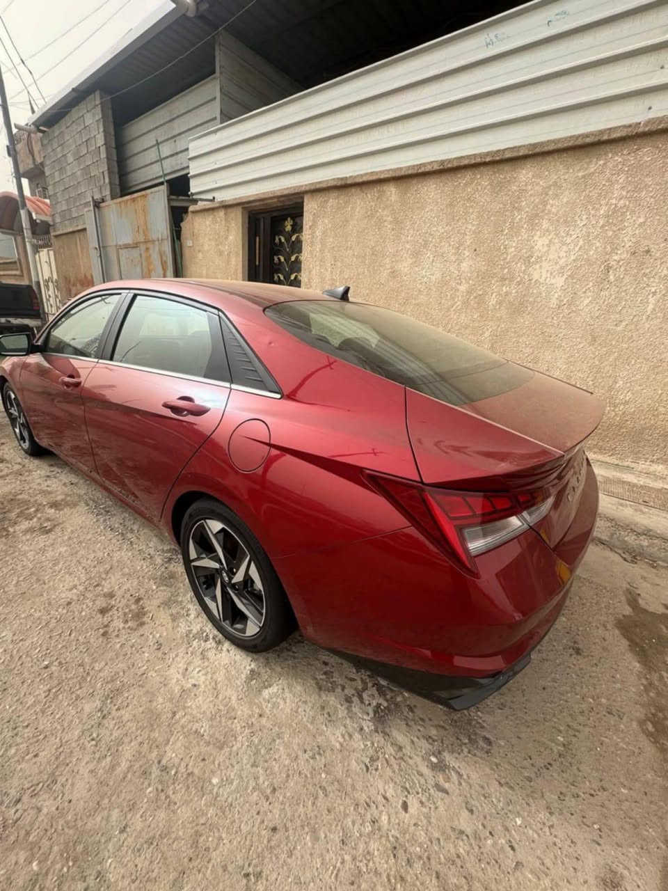 السلام عليكم لانترا هايبرد وارد امريكي موديل 2023 السياره فول مواصفات واحد ع واحد داخله كلين سعره 150, وبيه مجال ***********
