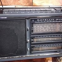 راديو قديم الماني للبيع سحب قوي مكاني بغداد الشعب هاتف 07739182050