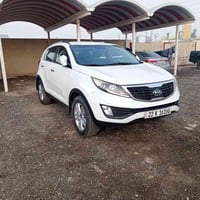 اخواني سبورتج موديل 11 بأسمي صبغ فقط هلال چاملغ خلف السائق السنويه انت...