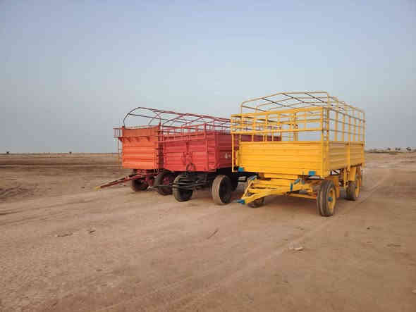 سلام عليكم عرباين بلاديات للبيع الطول 4 ونص المكان الديوانية ***********
