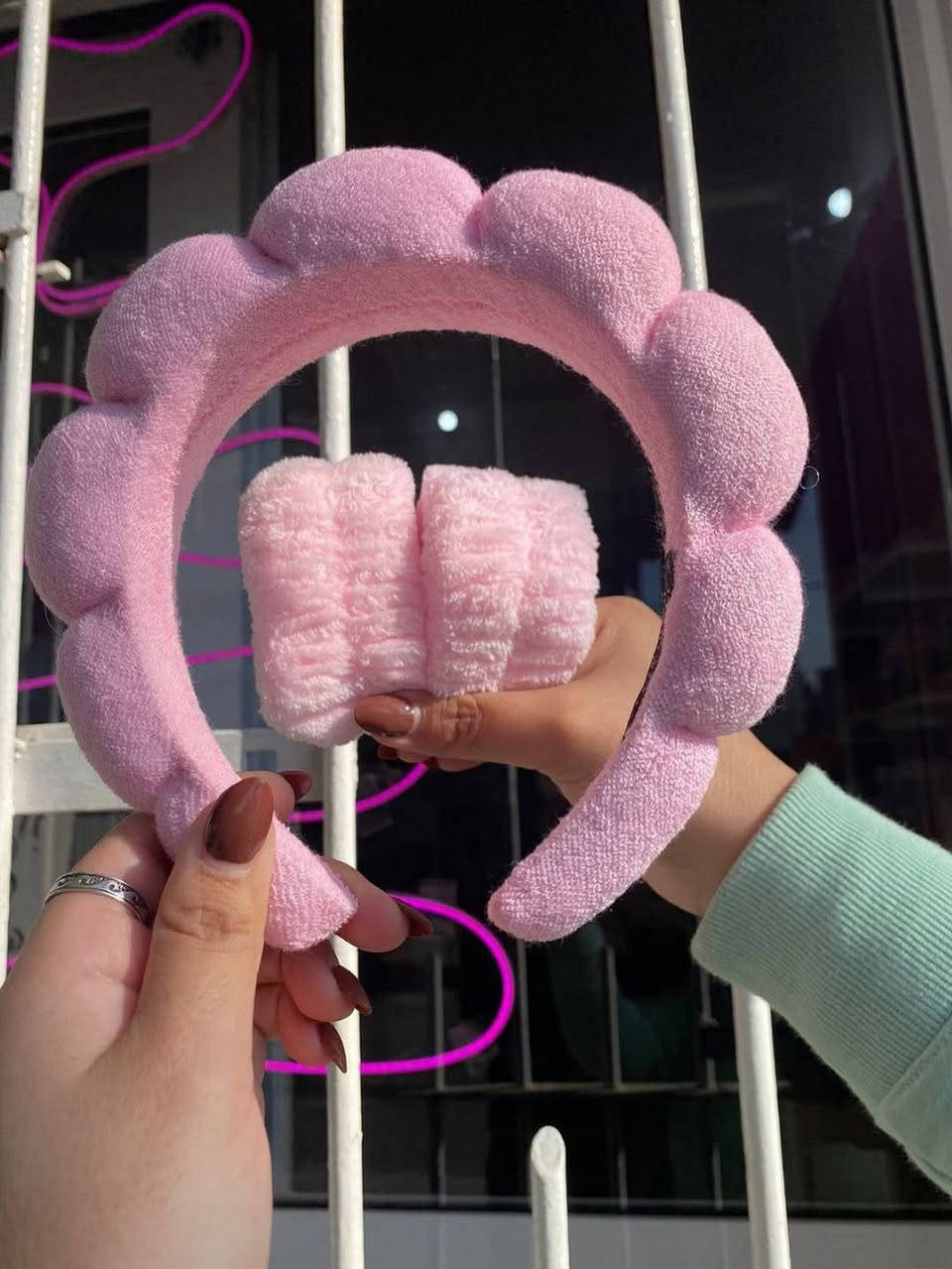 سيت للعناية 😊 طوق + معاصم 😊
السعر ٥ الف 

#بوند #شعر #العراق #طوق


**إذا كنت صاحب هذا الإعلان وتريد حذفه لأي سبب، رجاءا أرسل رسالة إلى الدعم الفني**