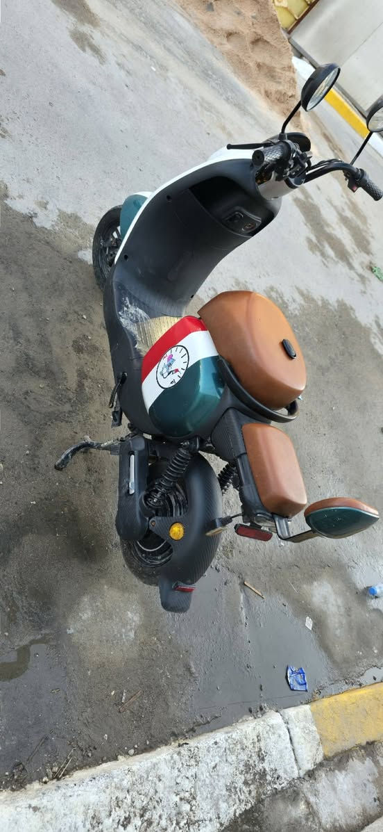 دراجه شحن مديل 2025 نظيفه بس لاغي البايدرمكانه بغداد الشعب شارع المدارس السعر ٢٥٠ رقم التلفون ***********
