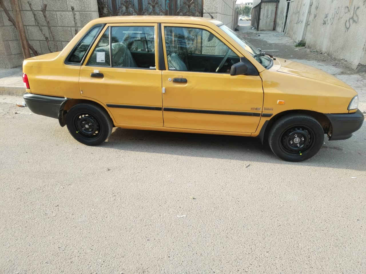 سايبا موديل 2011سياره نظيف جدا صدر جديد مشط جديد تخم تاير دوشمه عامه كهربائي كل شغاله سياره كير جديد كلج جديد بدايت تخبير من لبيت لدوام فقط مكان بغداد بلديات السعر ٢٨بيهه مجال رقم ***********
