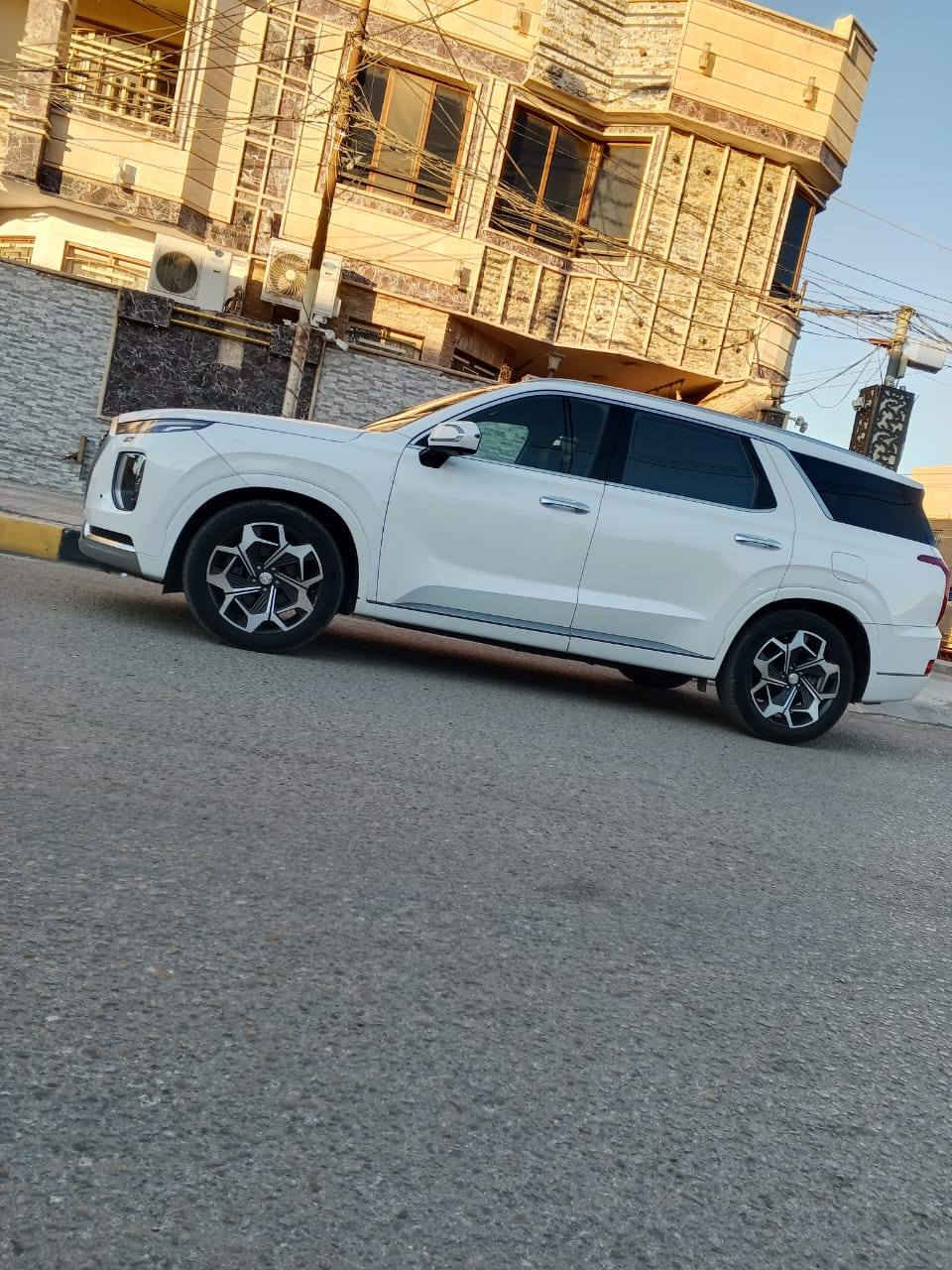 سلام عليكم سياره للبيع بلسايد موديل 2022 وارد امريكي حادثها فقط بنيد بدون دواخل كير مكينه كفاله من. للضربه والتبديل والصبغ مواصفات فول اعل فه  سته سلندر  حجم المكينه 3800  بصمه شاشه فتح تحكم ستيرن حساسات امامه خلفي كشنات كهرباء كشنات جلد ثلاث قطع تبريد سبعه راكب  جنطه كهرباء فول مواصفات كشنات تدفئه تبريد  ثلج بي هواي مواصفات ما مذكوره ماشيه فقط 49 بشاير بالمري شفط رقم بغداد تخم تاير حداديه تبريد سياره جاهزه زيرو بسمي تحويل مباشر السعر/248//بيها مجال العنوان كربلاء رقم*********** الهاتف
