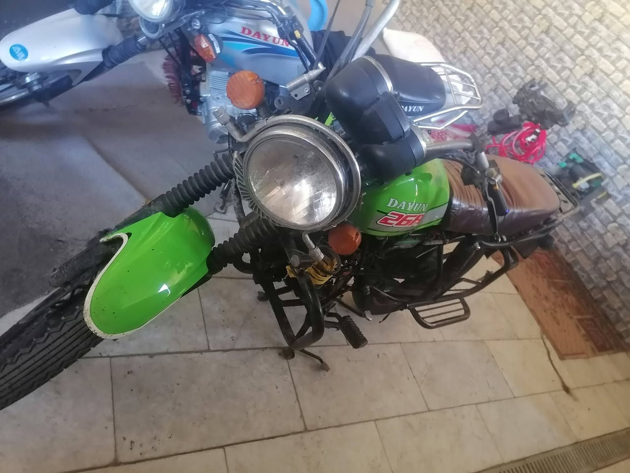 دايون نفخ موديل ٢٣ سونلنك رقم مداور ثاني يوم سعر مليونين وبيها مجال بسيط ***********
