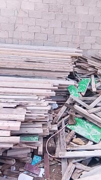 قالب يدگ 200متر لوح تارس 25جكات ابو الحاظن 100جك بلاويدات 20قطعة50*245...