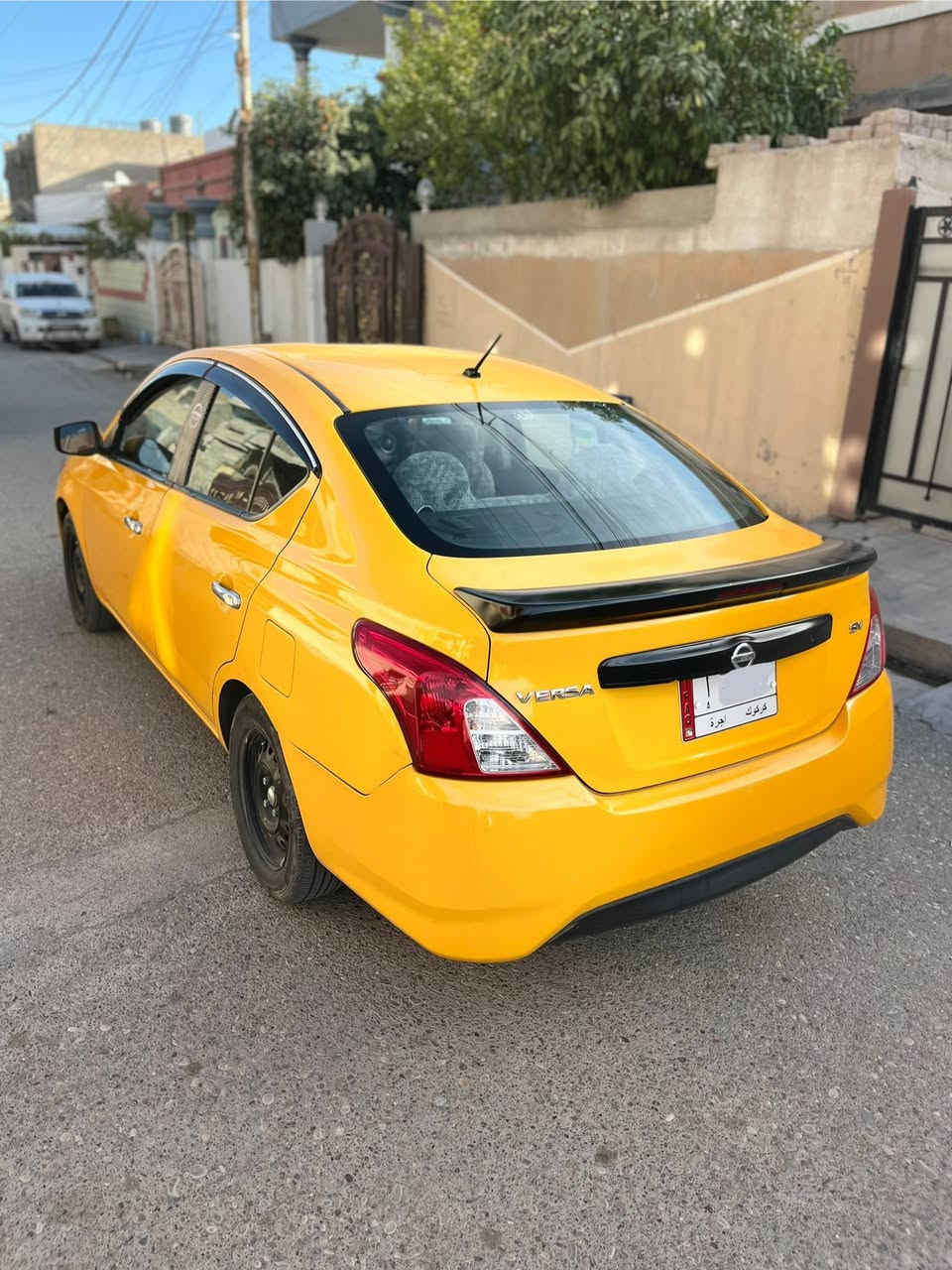 سلام عليكم للبيع 
نيسان فيرسا 2018 مواصفات sv 
سياره جاهزه وكامله مابي نقص
سياره حلوه ونضيفه وكاعده 
مدوشم كامل مكمل 
محركها 15 المرغوب
كير ومحرك كله شرط ممفتوح 
ضررها جاملغ وبونيد 
وبي تصفيات كلش بسيط 
رقمها كركوك حرف أ
سنويه لل27 شرط تحويل 
نقابه وسوالفها كله صفر 
صدرها كامل مكمل جديد 
سعر مناسب 110 وبي مجال بسيط 
مكانها كركوك 
تواصل خاص او اتصل ***********

