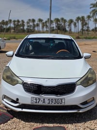 كيه سيراتو موديل ٢٠١٤ مصبوغه عام جاهزه كير مكينه حداديه تخم تاير رقم ا...