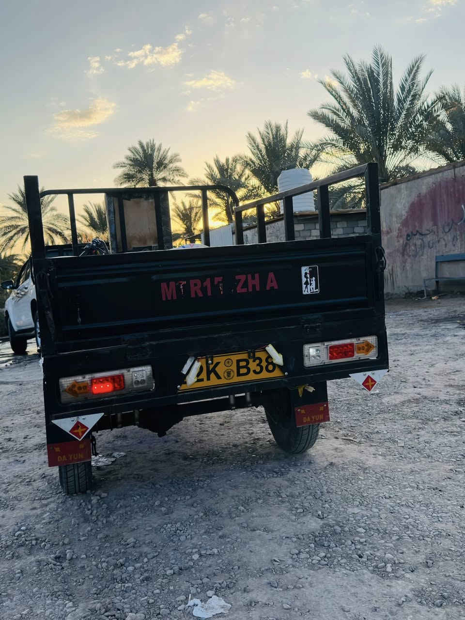 السلام عليكم ستوته للبيع موديل 2014وراق اصوليه محرك 25ستوته معمر كله جديد  واي نقص مابيه  السعر مليون 300 وبيه مجال  مكاني الحله القاسم ***********
