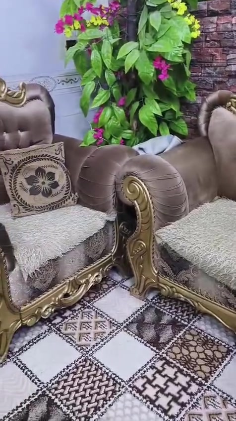 تخم ملكي أخو الجديد السعر ٥٠٠ بعقوبه التحرير ***********
