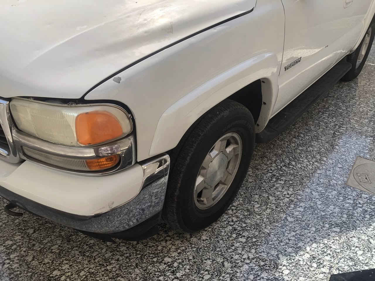 السلام عليكم اخوان يوكن 2005 خليجي مكفوله من حادث وكلبه وضربه كفاله اصوليات مكفوله سياره باسمي توني محولة رقم جديد بيه رش جماليه سياره نظيفه حداديه تخم تاير جديد توه مبدل قبل شهر سياره ع ايدي بيه ملاحظات بسيطه تبريد ثلج كير كفاله مكينه بيه تنقيص كلش قليل السعر 115 وبيه مجال العنوان البصره رقم الهاتف ***********
