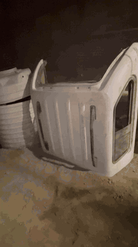 سلام عليكم اخوتي العزاز اما بعد..عندي جنطه مال مال بيكب الي تتخله عله البدي ستعمال شهر واحد وخلينها ب المخزن من بعنه البيكب يشهد الله جديده بس التراب ماكله بس يرادله شوي غسله وتطلع الك  كل ملحقاته وياها جام وبراغيه البلاديه رايده للبيع والمو شراي لايتعبني يرحمكم الله مكاني البصره ابا الخصيب وهاذ رقمي(***********
