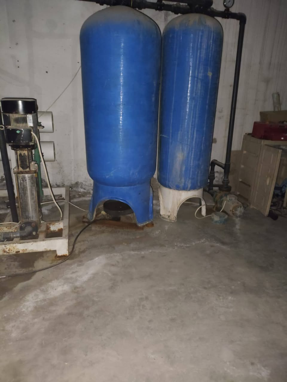 الماء بحاجة إلى عناية و صيانة  
الصيانة امر الازامي مو اختياري 

ضرورة متابعة المنضومة بين فترة و اخرى 

اليوم بحمد الله تم صيانة منضومة 4 الف لتر في الساعة 

الصيانة شملت تبديل ممبرينات 

تبديل مواد الفزل الثاني الكاربون 

كادر صيانة مميز 

للتواصل 

*********** يوجد واتساب 

#صيانةـمحطاتـالارو
