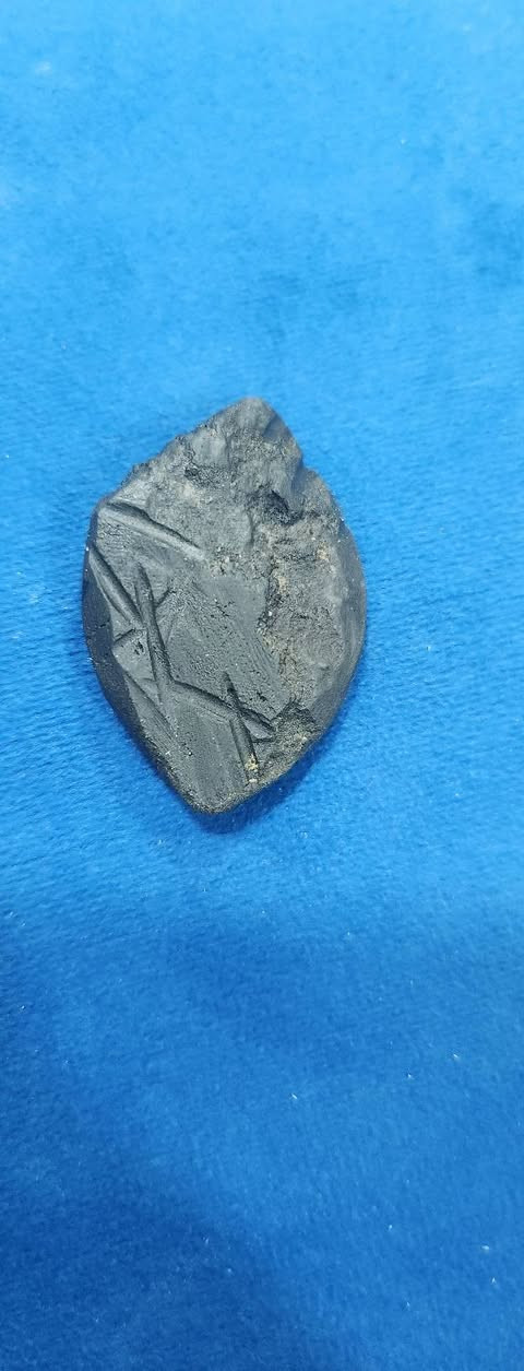 السلام عليكم مجموعه احجار للبيع بسعار مناسب  الحجز والتواصل *********** موجود توصيل كل المحافظات
