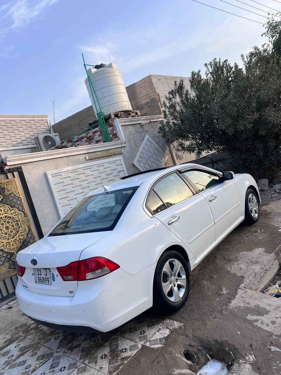 السلام عليكم
للبيع او مراوس 
كيا اوبتيما 9 خليجي رقم بغداد بسمي دولي فول عدا البصمه 
سياره جديده وجاهزة بدون اي نقص 
كير ومكينه 2000 دوش 4 نمر 
حداده 80%
تخم تاير ويل كب جديد 
كهربائيات كلها شغاله 
تبريد ثلج 
دواخل جديده 

السياره بيها قبق جنطه صبغ بدون دواخل ولاتبديل ولافتح 
وبيها بنيد وجاملغ وباب جه العبري مفتوحات شرط الفحص بس فتح سونار كدامك السياره اي قطعه تبديل ما بيها 
مفتوحات بدون تبديل شرط 
السياره جاهزه بغداد بسمي شخصيا تريد وكاله تريد تحويل 

اخوان تفاصيل كلها موجوده بلمنشور 
وسونار كدامك 
مكان السياره ذي قار قضاء النصر 
للاستفسار 
***********
***********
واني خادم 
السعر 120 بيها مجال قليل
