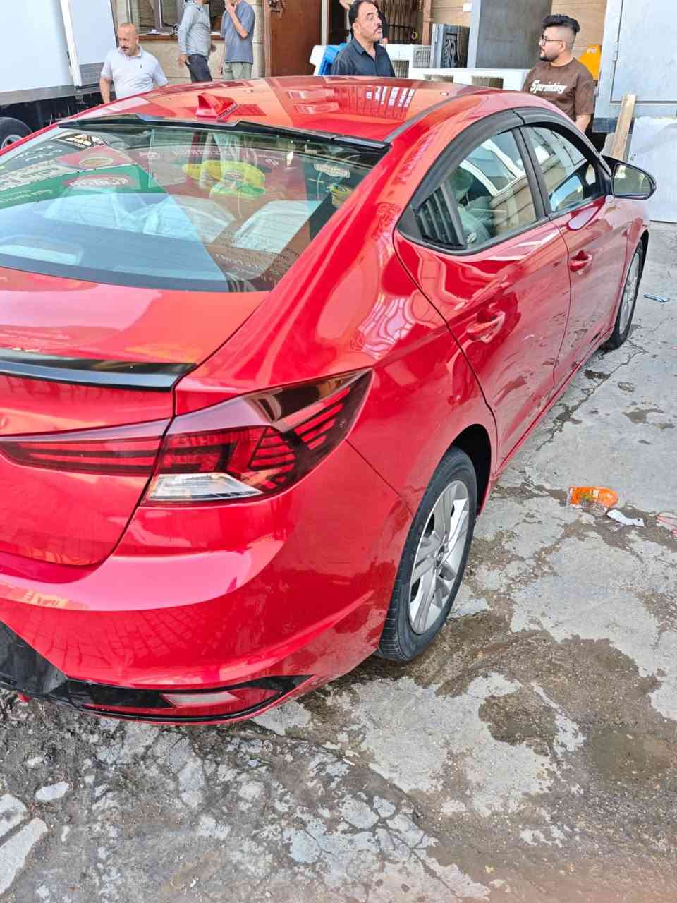 للبيع النترا 2020 SE
محرك 2000دوش 
كير AT ثلاث وضعيات قيادة 
1- تحكم جهتين 
2-شاشة اعطال
3-كامرة دوارة
4-مانع نزلاق اي بي اس 
5-رادار امامي وجانبي توقف ذاتي 
6-مثبت سرعة 
7-شاشة جبيرة 
8-نقطة عمياء 
9-ويل كب 
الارضية مغلفة جلد مع الصندوك 
السيارة بدون يرباك حادثهة موضح بالصور ضبغ قطعتين زائد شوية من التكمة والدوسة 
وبيهة اماكن بارد ماشية 71الف حقيقي مكان السيارة بغداد 
السعر 137
***********

