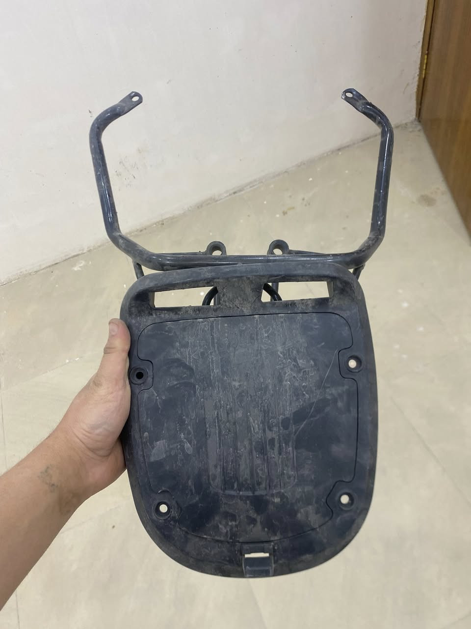 سيبايه بريز و شوته مال بريز بلاديه كامله سعر الشوته ٣٠ والسيبايات وحده على ٢٠ مكاني شارع الربيع او حريه 
***********
