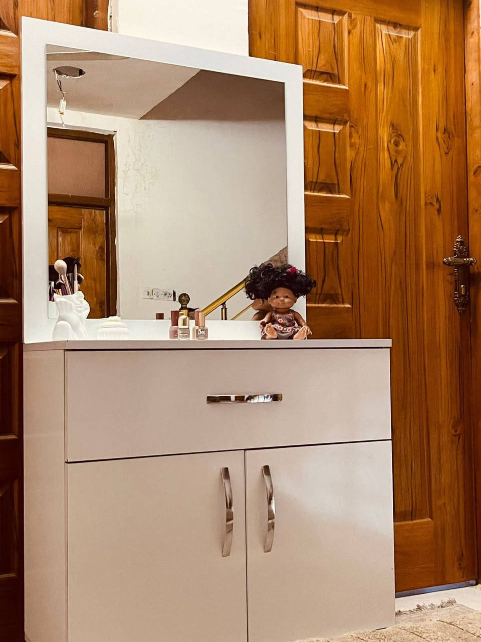 غرفه تركيه  شبابيه بدون كنتور.....ويا دواشك سعر 350 مكان بغداد جسر ديالى بغداد, العراق


**إذا كنت صاحب هذا الإعلان وتريد حذفه لأي سبب، رجاءا أرسل رسالة إلى الدعم الفني**