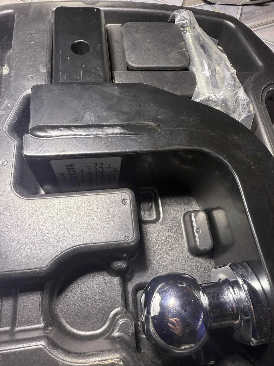 هوك لاندكروز اصلي جديد للبيع السعر 90الف مكاني البصره ***********
