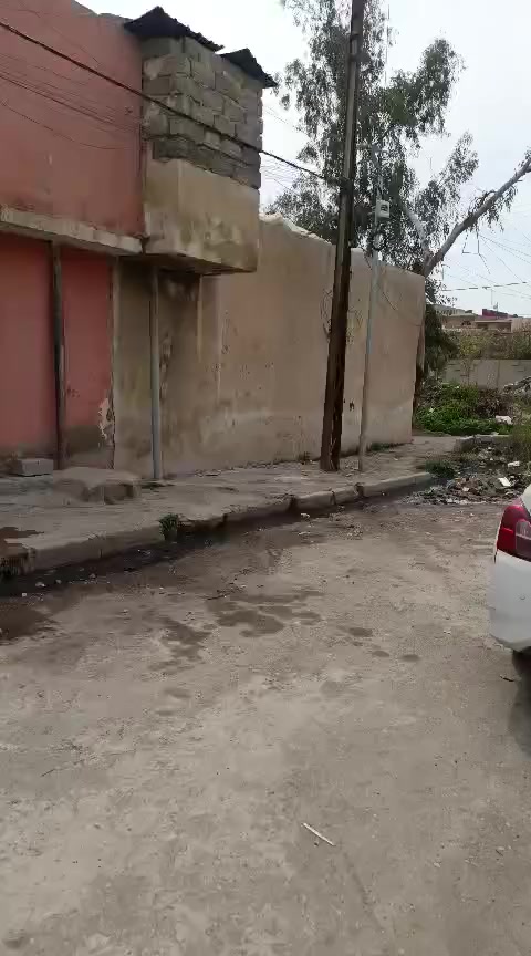 بيت للايجار ب 175 الف 
حي القاهرة نهاية حي الجامعة 
مقابل ثانوية اسيا الاهلية 
***********
