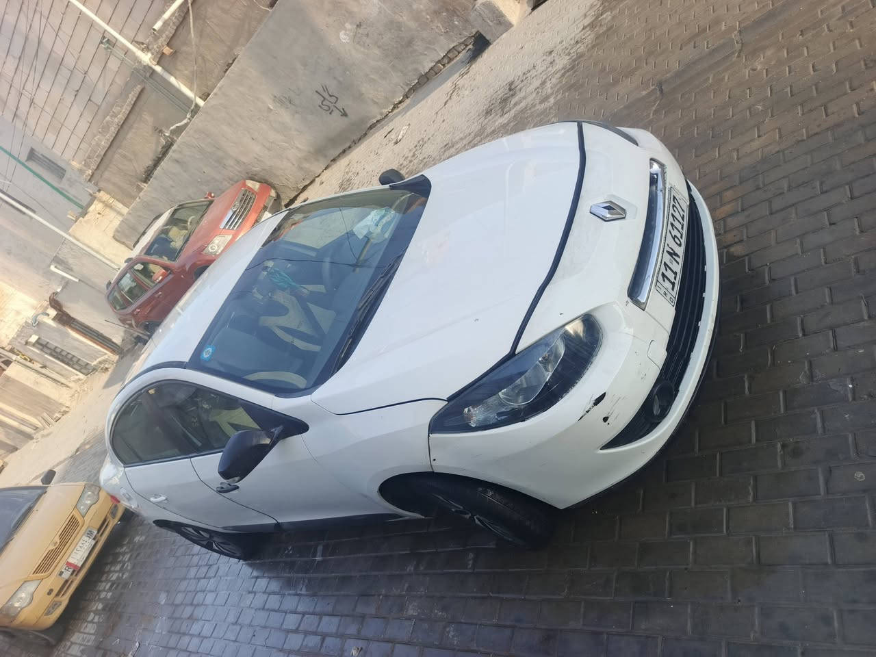 رينو 2012 فلونس 
السعر 53 وبيه مجال قليل 

المكان كربلاء 

***********
