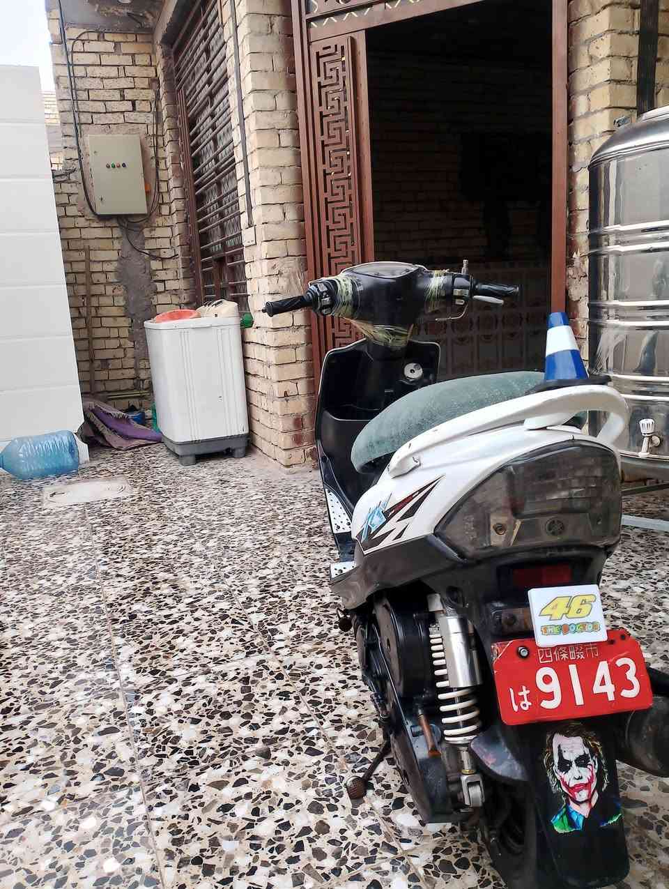 سلام عليكم
سلام عليكم
دراجه للبيع ماكس عدله نضيفه بوشه49بلاديه حلو دراجه نكره سلف. سعر 550وبيه مجال رقم ***********
