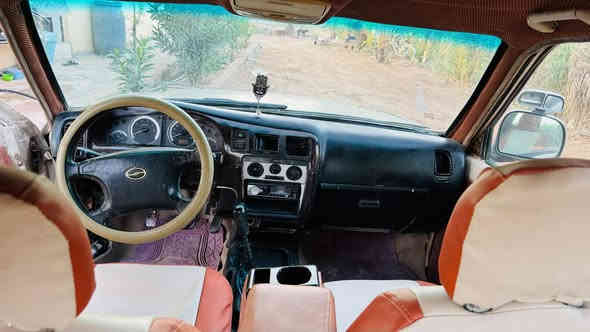 السلام عليكم 
للبيع  ادميرال صيني موديل 2006
سنوية لل28تحويل مباشر
 مكينة وگير خير من الله
صدر جديد كهربائيات كامله
العنوان /ديالى/الخالص/ناحية السلام
السعر (٣٣) وبيها مجال قليل
للاتصال رقم صاحبهه (***********)
مكلف بلنشر!!!مكلف بلنشر !!!
