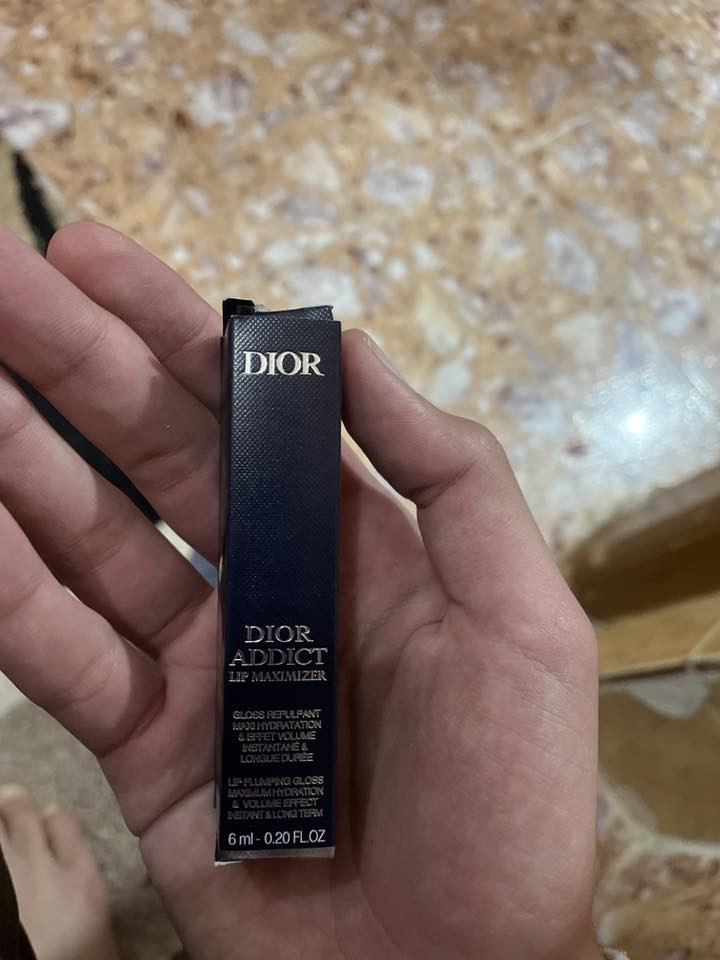 للبيع شرط اصليات من الموقع سعر الواحد فوك ال 60 الف made in france ثنينهن ب50 هيه و التوصيل 
رقم الحجز *********** واتس
