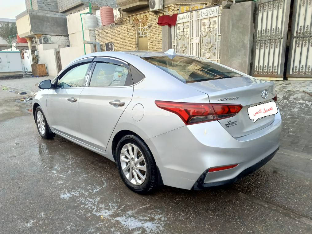 سلام عليكم اكسنت موديل 19 وارد امريكي حادثه جاملغ وباب لا واصل تكم ولا شي سياره نضيفه كلش السياره معوقين بس هاي السنه وصير حره السعر 120 وبيه مجال انتصال *********** مكان السياره البصره البصرة, العراق
