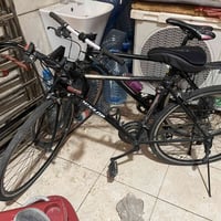 بايسكل للبيع شيمانو نضيف جدا ١٠٠ الف والشراي ماقصر ويا مكاني سيدية ٠٧٧...