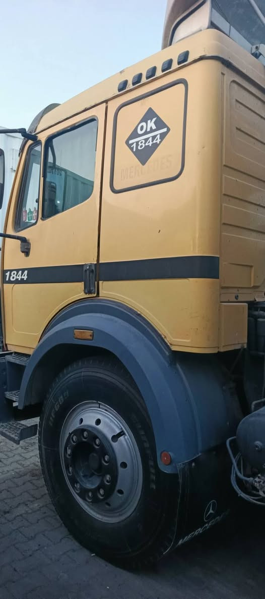 راس البي سبرنك مديل 96اصل نمره بصره مشروع وطني سنويه 29فلات ذات جوانب متحركه متحركه سياره اربع وعشرين تخم تاير مكينه 38صاشي مبطن  كير 160 المكينه خيط بخار العنوان سماوه ***********
