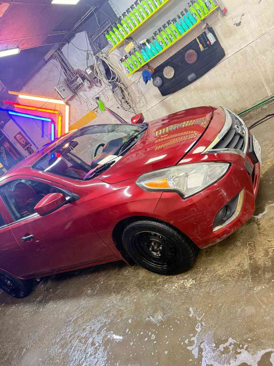 نيسان فيرسا 18 وارد امريكي صور الحادث موجوده بصور سياره اقتصاديه مكينه كير مكفولة تبريدها ثلج سياره ماال بيت بانزين محسن نخلي الها ماشية 74 
سعرها 90

مكانه الكاظميه
***********
