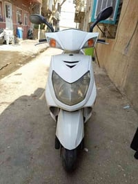 سكنس فحل نوزل خطين مكفوله مابيها كل نقص محرك اخرس ناعم دراجه مال رمبه ...