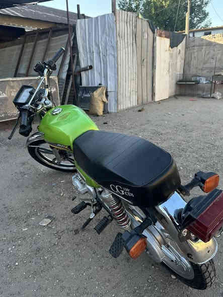 سلام عليكم  لبيع دراجه ايراني سيفان 2023برغي ممفتوح من المحرك مكاني الكاضميه سعرها 350رقم الهاتف ***********
