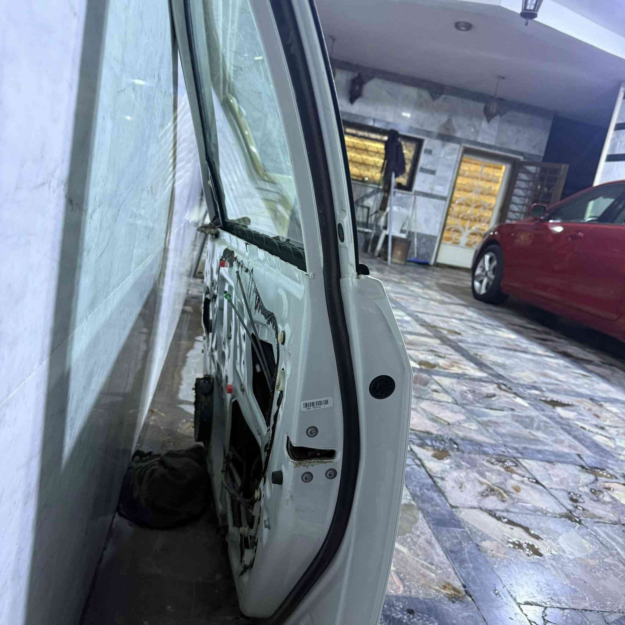 اغراض كورلا للبيع من 2016 الى 2019
قيم واخذ 
باب كامل اصلي امريكي عدا بطان جهة اليمين
جاملغ اصلي جهة اليسار يرادلة شوية بارد 
دكتات تبريد والساعة
***********
