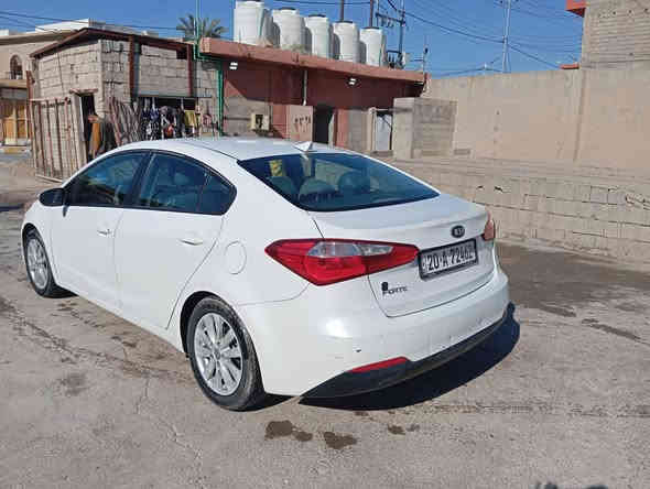 السلام عليكم كيا فورتي وارد امريكي رقم ديالى محرك 2000
موديل 2014 بدون ضرر بس بارد قليل تخم تايرات جديده باتري جديد صدر جديد كير ومحرك خير من الله ارقام وسنويا جديده باسمي شرط التحويل السعر 115 وبيه مجال للاستفسار *********** مكاني ديالى /جلولاء
