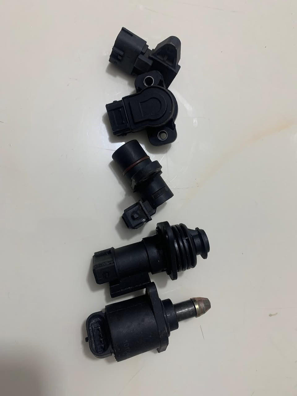 السلام عليكم اخوان غراض سمند و بيجو حساسات مابسنسر ايسي حساس كيلو متر هوه ودشلي تيبي اس نوزلات رينو فرنسي مايصرفن و نوزلات افنتي هم حلوات بصرف كولهن مضمونات راسل وتدلل


**إذا كنت صاحب هذا الإعلان وتريد حذفه لأي سبب، رجاءا أرسل رسالة إلى الدعم الفني**