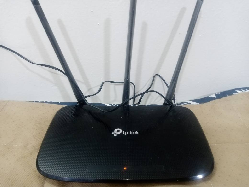 راوتر جديد بلزكانه  سعر 25مكان ناصريه مركز الحبوبي ناصرية, ذي قار


**إذا كنت صاحب هذا الإعلان وتريد حذفه لأي سبب، رجاءا أرسل رسالة إلى الدعم الفني**