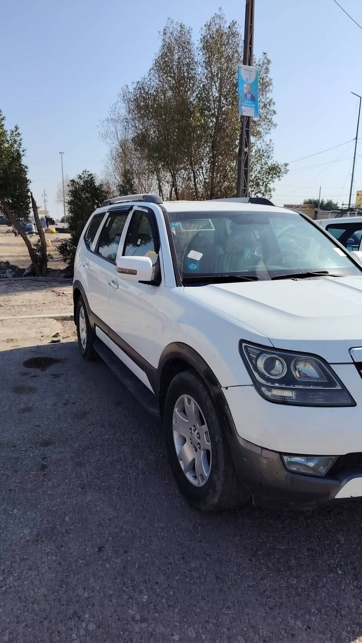 كيا مهافي موديل 2009
تربريد قطعتين 7راكب مكانها ميسان بيها بارد قليل مكلف بالنشر السعر 120وبيها مجال ***********
