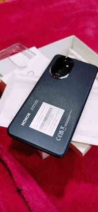 مرحبا... هونر 200 ذاكرى ١٢/٢٥٦ قبل اسبوع اخذتة جديد يعني مشحون تقريباً...