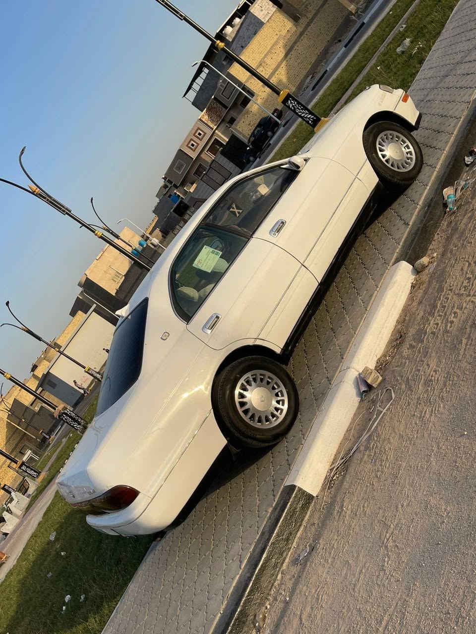 بطه محرك 2500 جديده جاهزه من كل شي تخم تاير
مكفوله من العيب شرعي والكص ونقل جثه 
شاشه ريموت شغال 
البصره 
السعر 58 
***********
