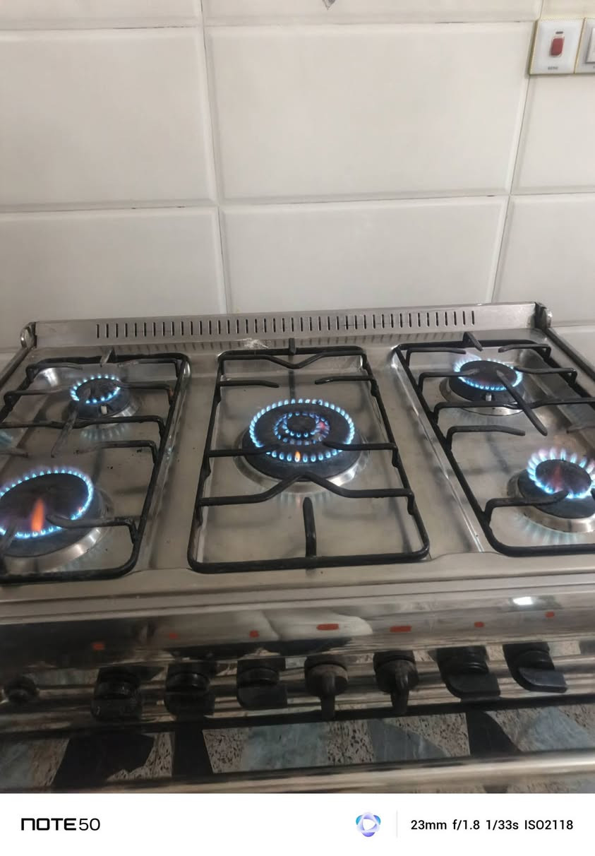 طباخ مصري يوني فيصل جديد ما مصلح شغال فوك وجوة البيع سعر ١٥٠ وبي مجال


**إذا كنت صاحب هذا الإعلان وتريد حذفه لأي سبب، رجاءا أرسل رسالة إلى الدعم الفني**