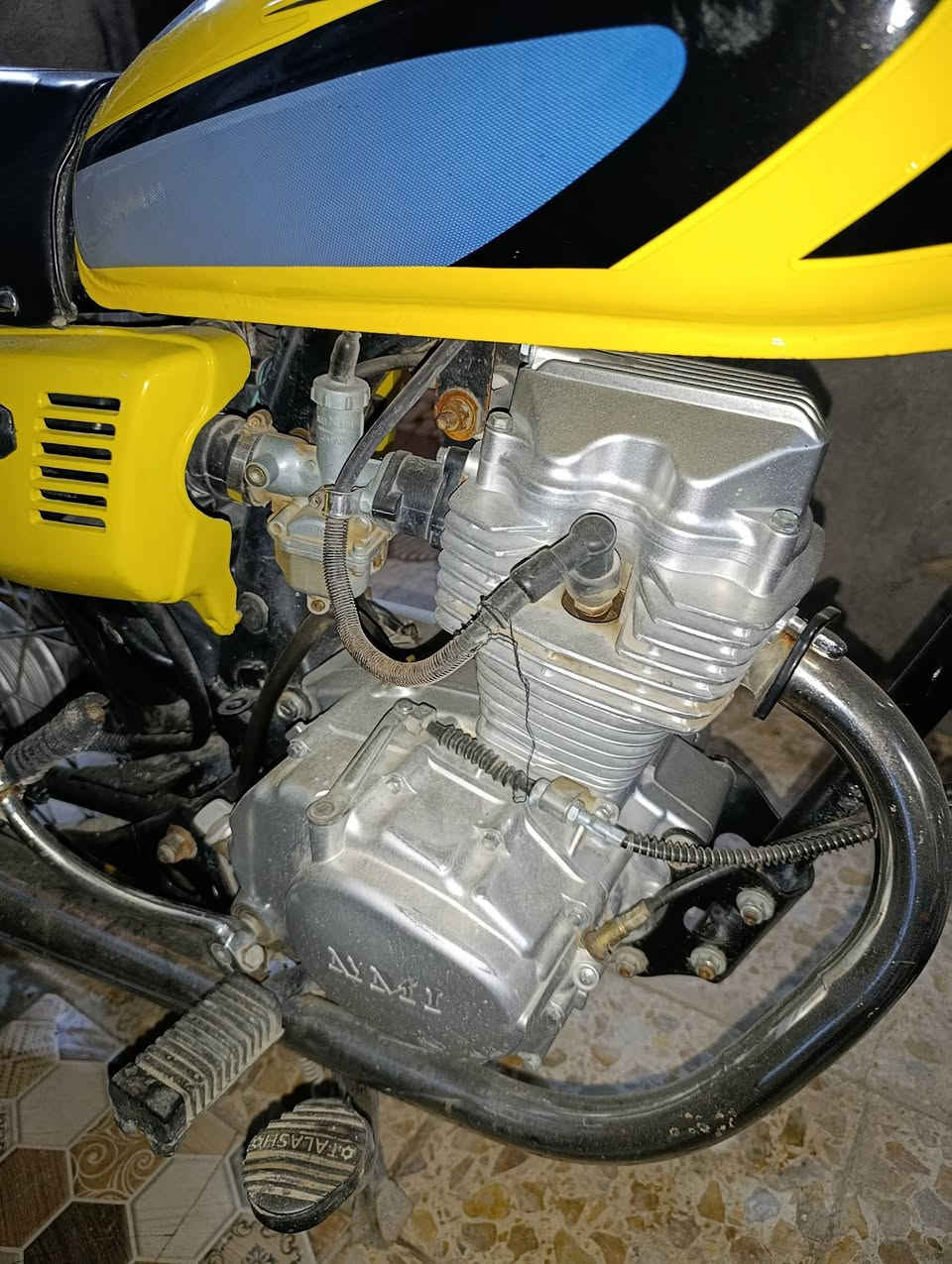 سلام عليكم ارشا موديل 15 تعمير كله غراض نامه 24 مكينه مبدل بيها بستم وولفات نشطه ومابيها خلل بيها بريك عمبار خلفي بالرجل  اوراق وكاملة مكاني ناصرية مركز سعرها 825 وبيها مجال للشراي ***********
