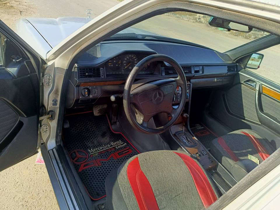 السلام عليكم مارسيدس دب فخر الصناعة الالمانيةموديل٩٠
محرك٦سلندرقبق اسودبلادكيراوتو
فول مواصفات لمتد
السيارةبلاديةبدون صبغ عدةشويةبلجاملغ الخلفي الأيسر
السيارةجاهزةوكلش حلوةوبلعافيةعل ياخذها
قواعددبلات وشواصي بلاد 
الشراي يتصل*********** السعر٦٥قفل وبلخيرعل ياخذهاممانهابغداد بغداد, العراق
