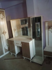 غرفة تركي ٩ قطع مستعمل السعر 750الف للاتصال 07828860413